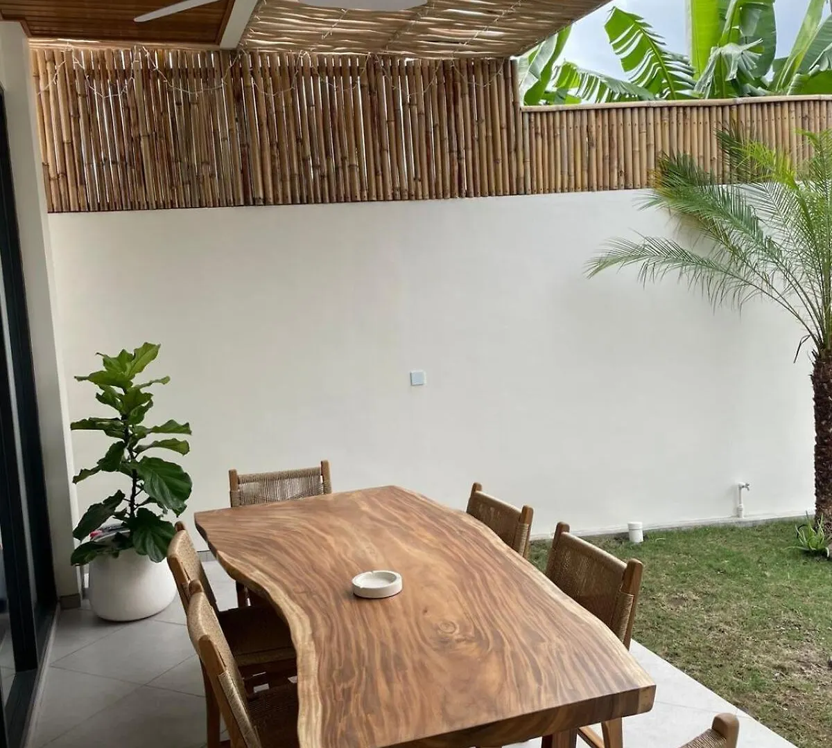 Cozy 3 Bedrooms Villa Umalas Kerobokan